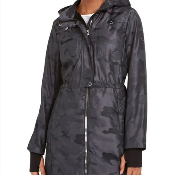 MICHAEL Michael Kors Jackets & Blazers - Michael Kors fleece lined camouflage black on shiny black hooded jacket